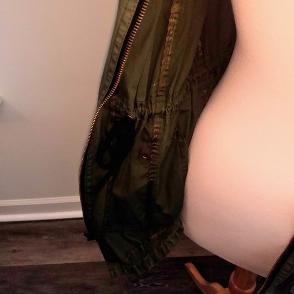 Express Army Green Parka - Picture 3 of 4
